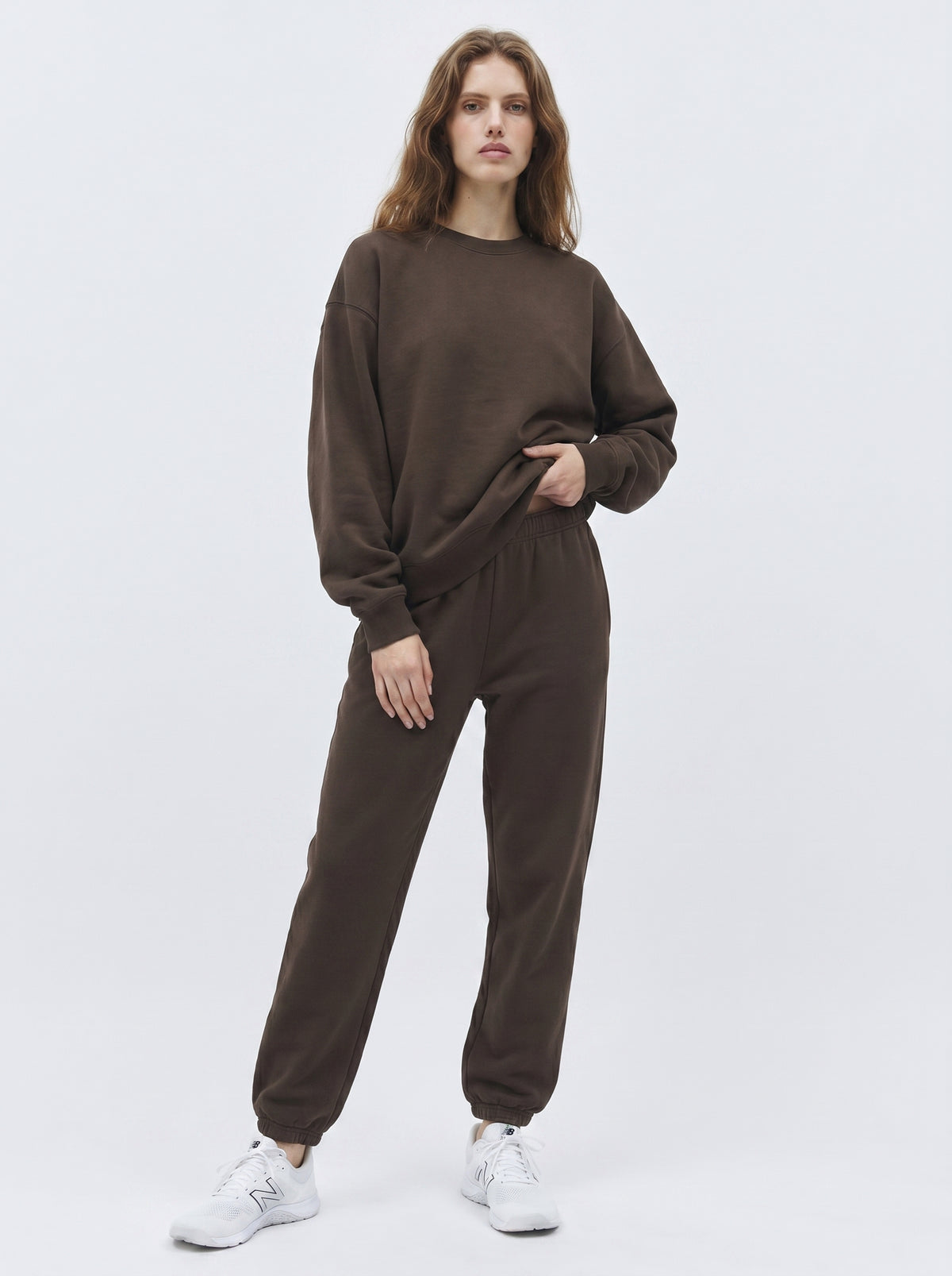 Form Department women's Crewneck Sweatshirt in Espresso