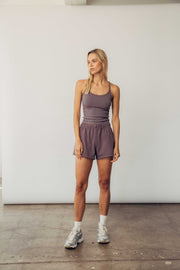#color_plum