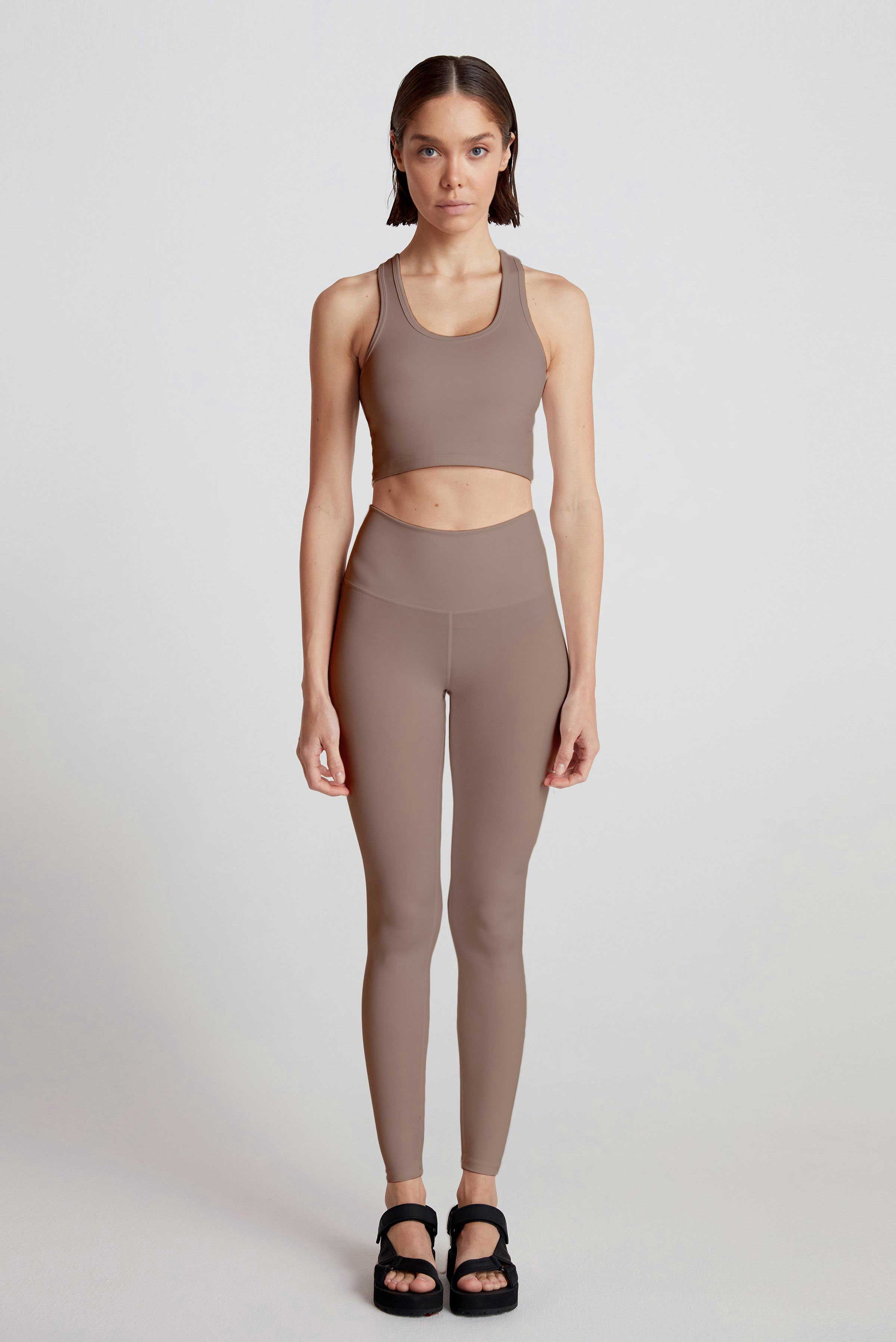 #color_warm-taupe